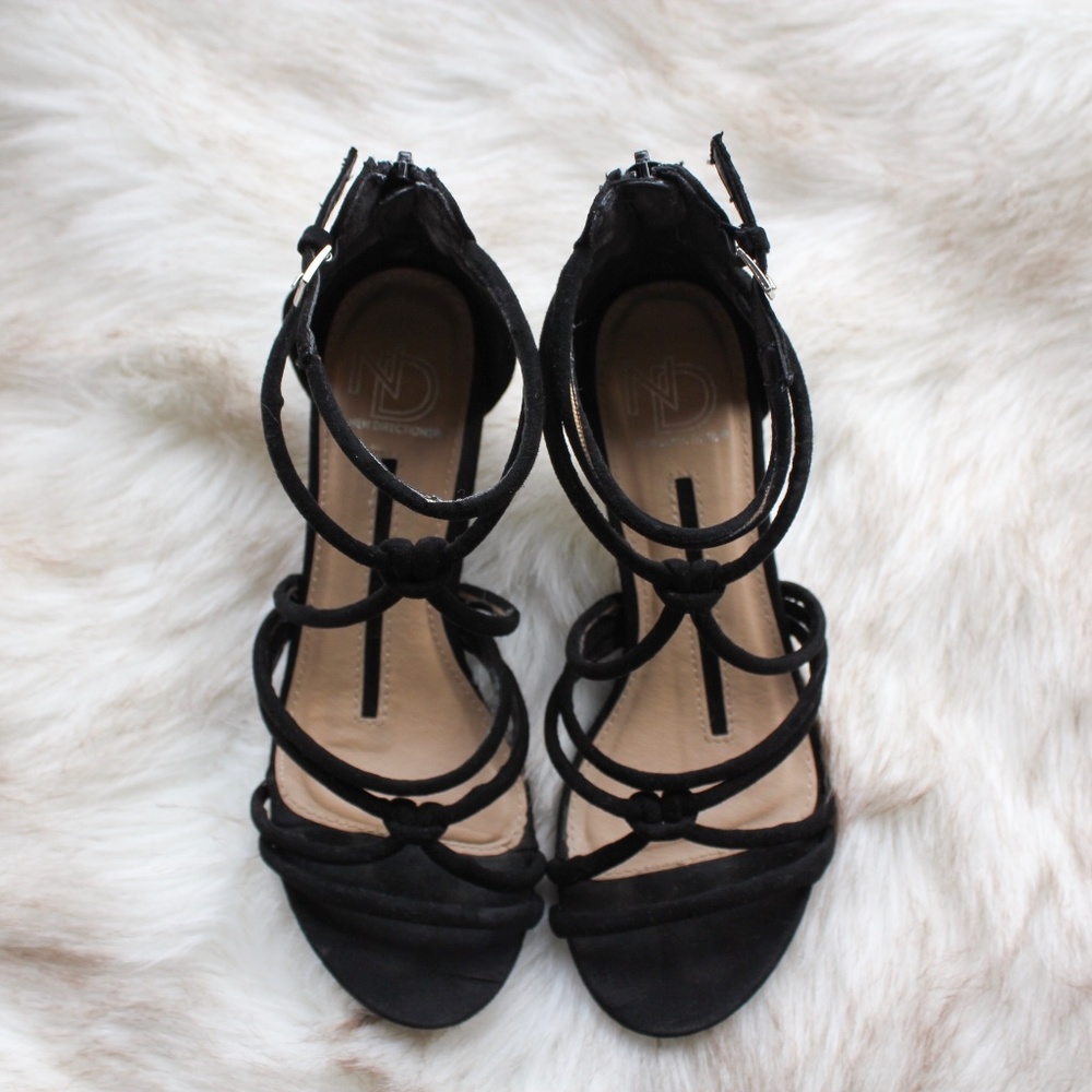 New Directions black heels